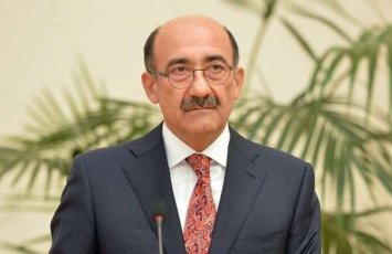 Sabiq nazirin əsl soyadı üzə çıxdı - FOTO