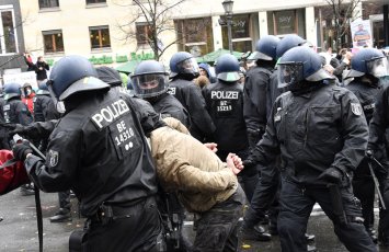 Полиция Берлина задержала 18 человек в связи с беспорядками