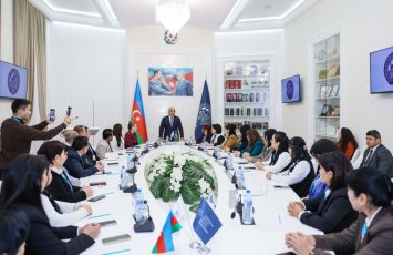 UNEC-də özbəkistanlı müəllimlər üçün təlim proqramı uğurla başa çatdı - FOTOLAR