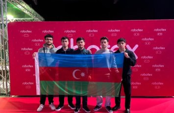 UNEC tələbələri “Robotex International 2025” yarışında ölkədə 1-ci, dünyada 5-ci olublar - FOTO