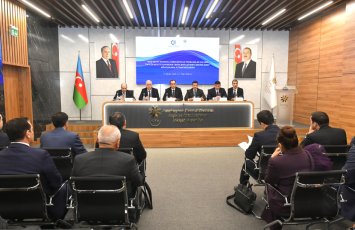 “Süd və ət istehsalı üzrə mövcud problemlər və qida təhlükəsizliyi sahəsinə təsirlərin qiymətləndirilməsi” mövzusunda ictimai müzakirə keçirilib