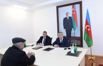 Rövşən Rzayev keçmiş məcburi köçkünlərin müraciətlərini dinlədi - FOTOLAR