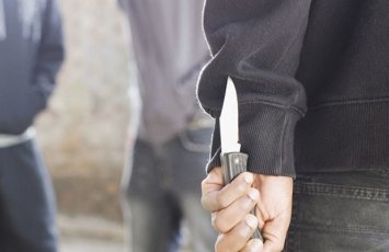 Gəncədə 15 yaşlı yeniyetmə bıçaqlandı