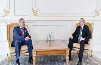 Ruslan Auşev Azərbaycan liderinə təbrik məktubu ünvanlayıb