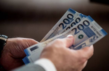 Əcnəbilərin manatda depozit qoymağa marağı yüksəlməkdədir – Səbəb nədir?