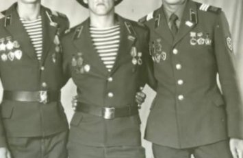 Tənbəlliyi dəstəkləyən yeganə ordu...