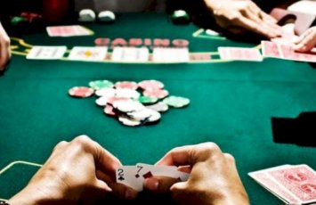 Onlayn qumar oyunları təşkil edən dəstənin məhkəməsi qapalı keçirildi