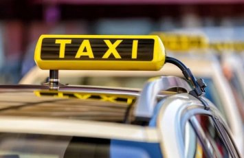 Bakıda sərnişin taksi sürücüsünün pulunu oğurladı