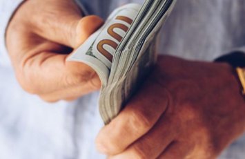 8 ildən sonra İLK – Dollar kəskin UCUZLAŞDI