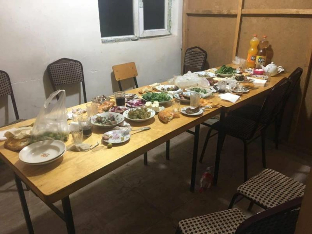 Bayram günü kafedə öldü