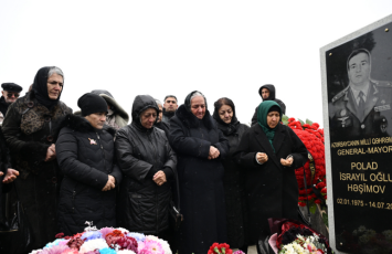 Şəhid general-mayor Polad Həşimov və mayor Murad Məmmədovun xatirələri anılıb - FOTO