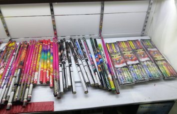 Pirotexniki vasitələr satan 26 nəfər saxlanılıb