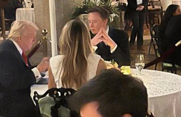 Mask Trampla yemək FOTOsunu paylaşdı