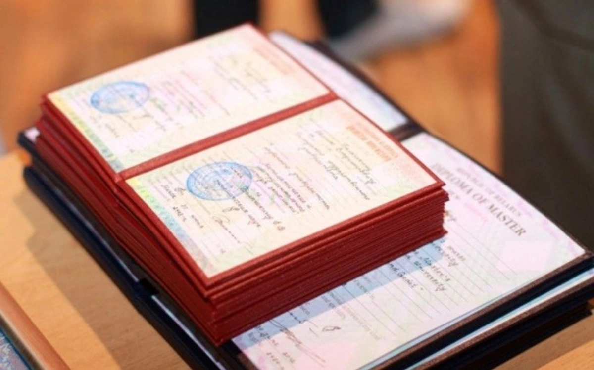 Утвержден порядок выдачи справок лицам, не завершившим образование