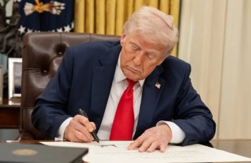 Трамп издал указ о защите дохода от продаж нефти Венесуэлы от судебных взысканий