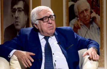 “Yazıçı Anar səhv edir, mən olsaydım, hamısını birdən çıxarardım”