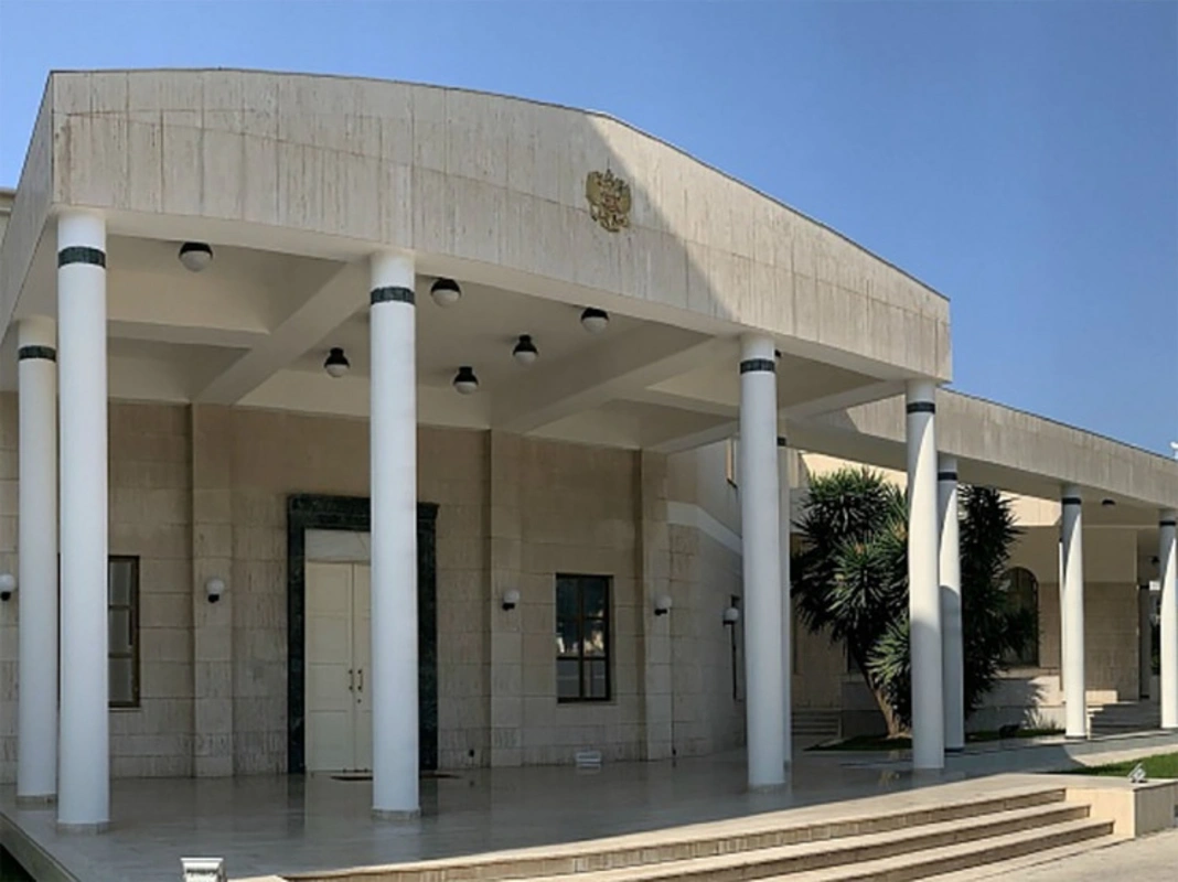 Kiprdə iki tanınmış rusiyalı barədə müəmmalı hadisələr: Səfirliyinin əməkdaşı ölü tapılıb, iş adamı itkin düşüb