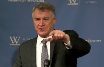 İranda hakimiyyətə Səfəvilər sülaləsi gəlsin - Buşun müavini