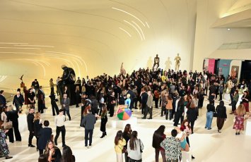 Heydər Əliyev Mərkəzində Kerol Förmenin sərgisinin açılışı oldu - FOTO