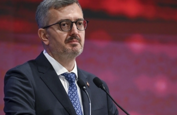 Burhanettin Duran: Azərbaycan xalqı 20 Yanvar gecəsində dünyaya zülmə təslim olmayacağını göstərdi