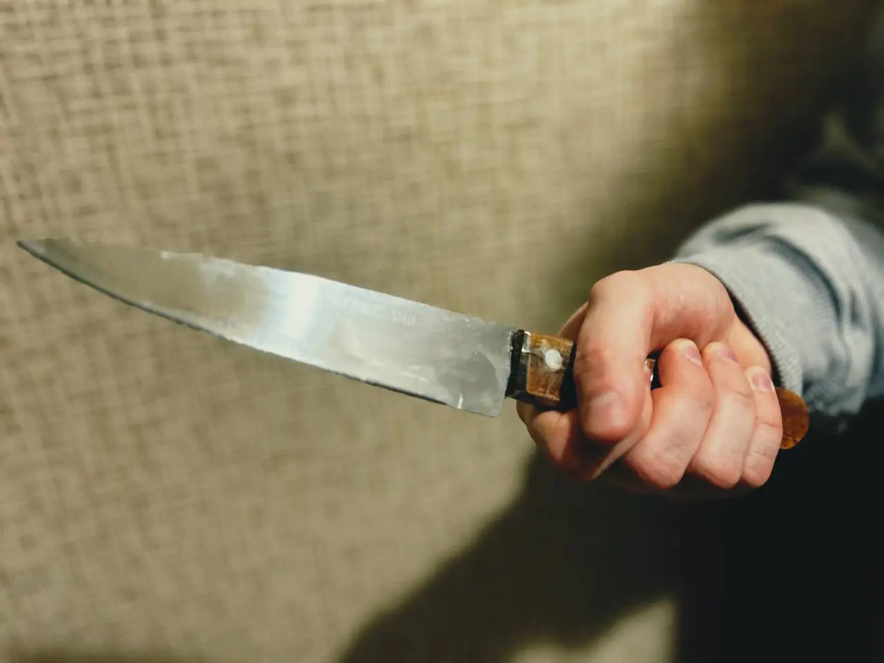 В Дагестане школьный сторож ударил ножом 16-летнего подростка