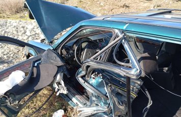 Cəlilabadda buz bağlayan yolda avtomobil aşıb, 2 nəfər xəsarət alıb - FOTO