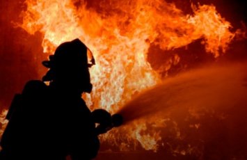 Bakıda ev yandı - 2 nəfərin meyiti tapıldı