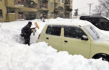 Yaponiyada qarlı və buzlu yollarda 13 nəfər xəsarət alıb