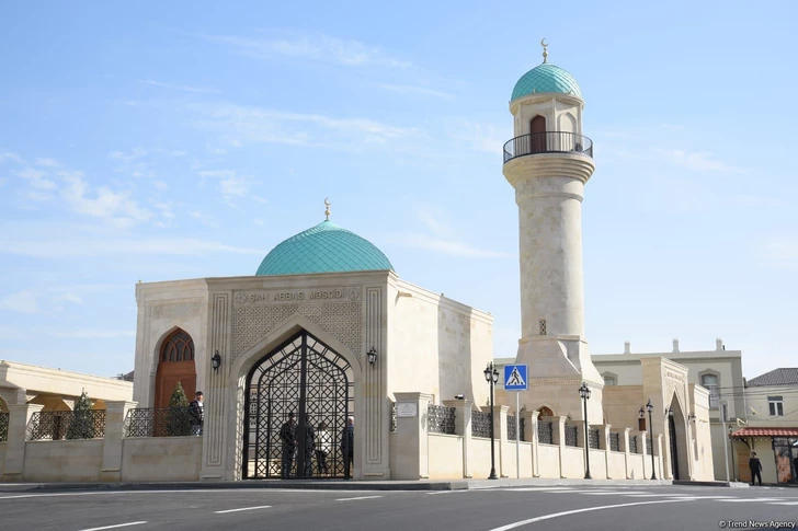 В Азербайджане в 17 мечетях открыты вакансии на должность имама