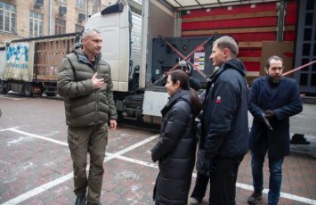 Polşadan Kiyevə 130 generator çatdırılıb