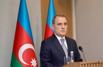 Глава МИД Азербайджана совершит визит в Китай