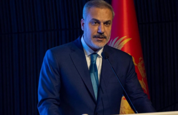 Türkiyə və Fransa XİN başçıları Rusiya-Ukrayna müharibəsini müzakirə ediblər