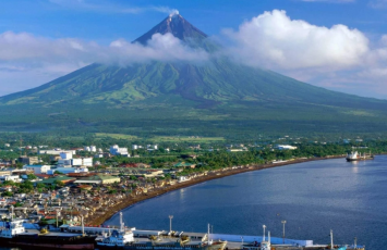 Filippində güclü zəlzələ baş verib