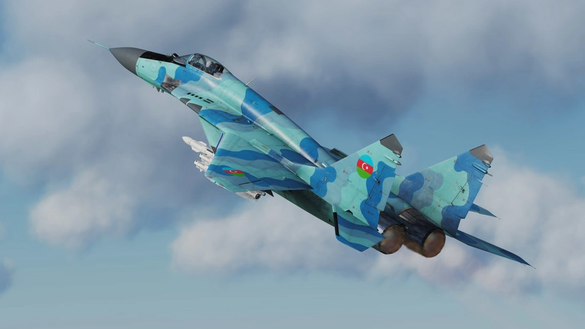 MiQ-29 təyyarəsinin təlim uçuşu zamanı qəzaya uğramasından 18 il keçir - FOTO