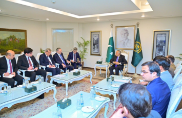 Xələf Xələfov Pakistanın XİN başçısı ilə ikitərəfli əməkdaşlığı müzakirə edib