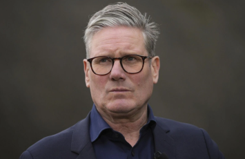 Starmer: Çin Britaniya parlamentinin üzvlərinə qarşı sanksiyaları ləğv edib