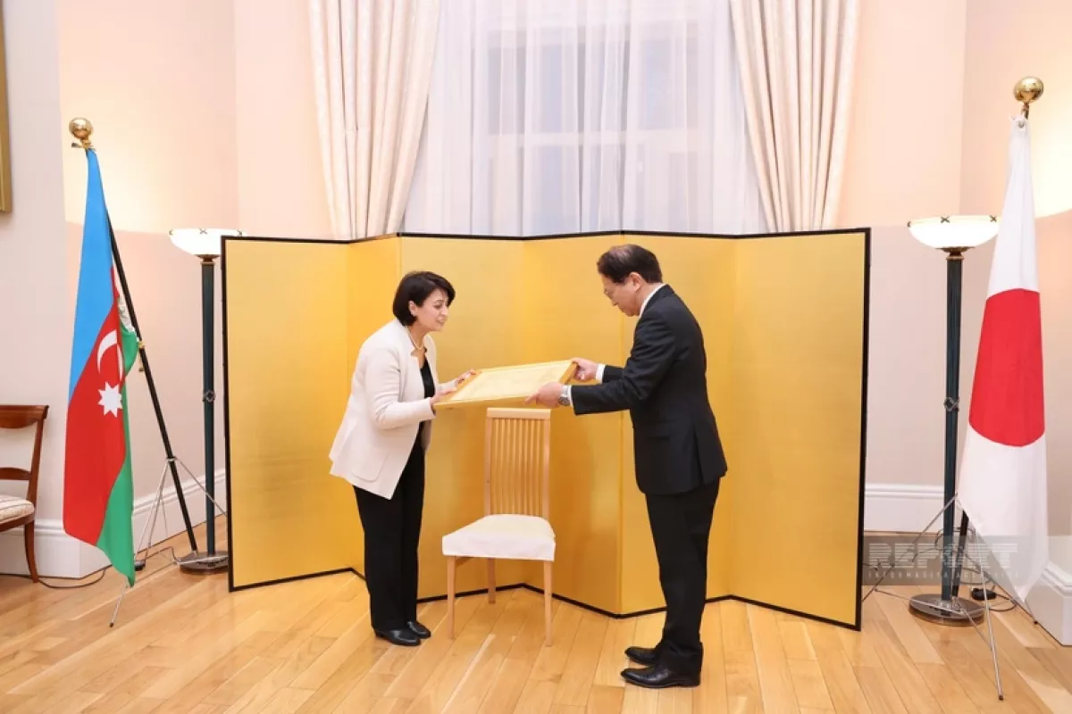 Япония наградила азербайджанского педагога высшей государственной наградой