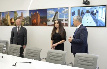 Leyla Əliyeva BMT-nin Cenevrə ofisində “Azərbaycan otağı” ilə tanış olub - FOTO