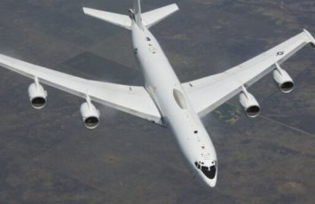 İrana uçan təyyarə təcili eniş etdi