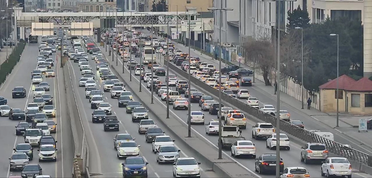 Paytaxtın sıxlıq müşahidə olunan küçələri