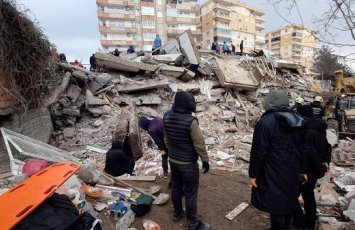 Livanda bina uçdu, 6 nəfər öldü