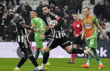 “Beşiktaş” doğma meydanda xal itirdi