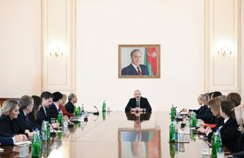 Prezident İlham Əliyev ABŞ Ticarət Palatasının nümayəndə heyətini qəbul etdi - FOTO