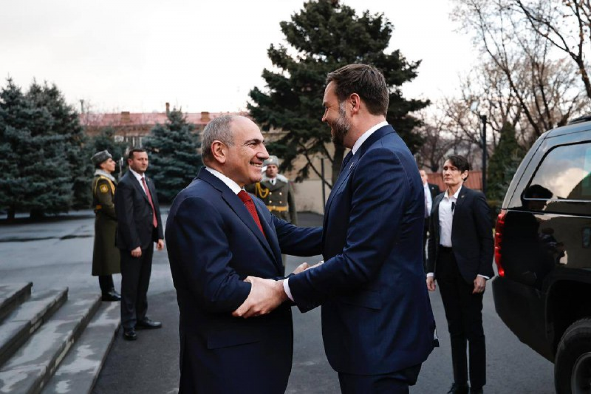 Paşinyan ABŞ-nin vitse-prezidenti ilə görüşüb