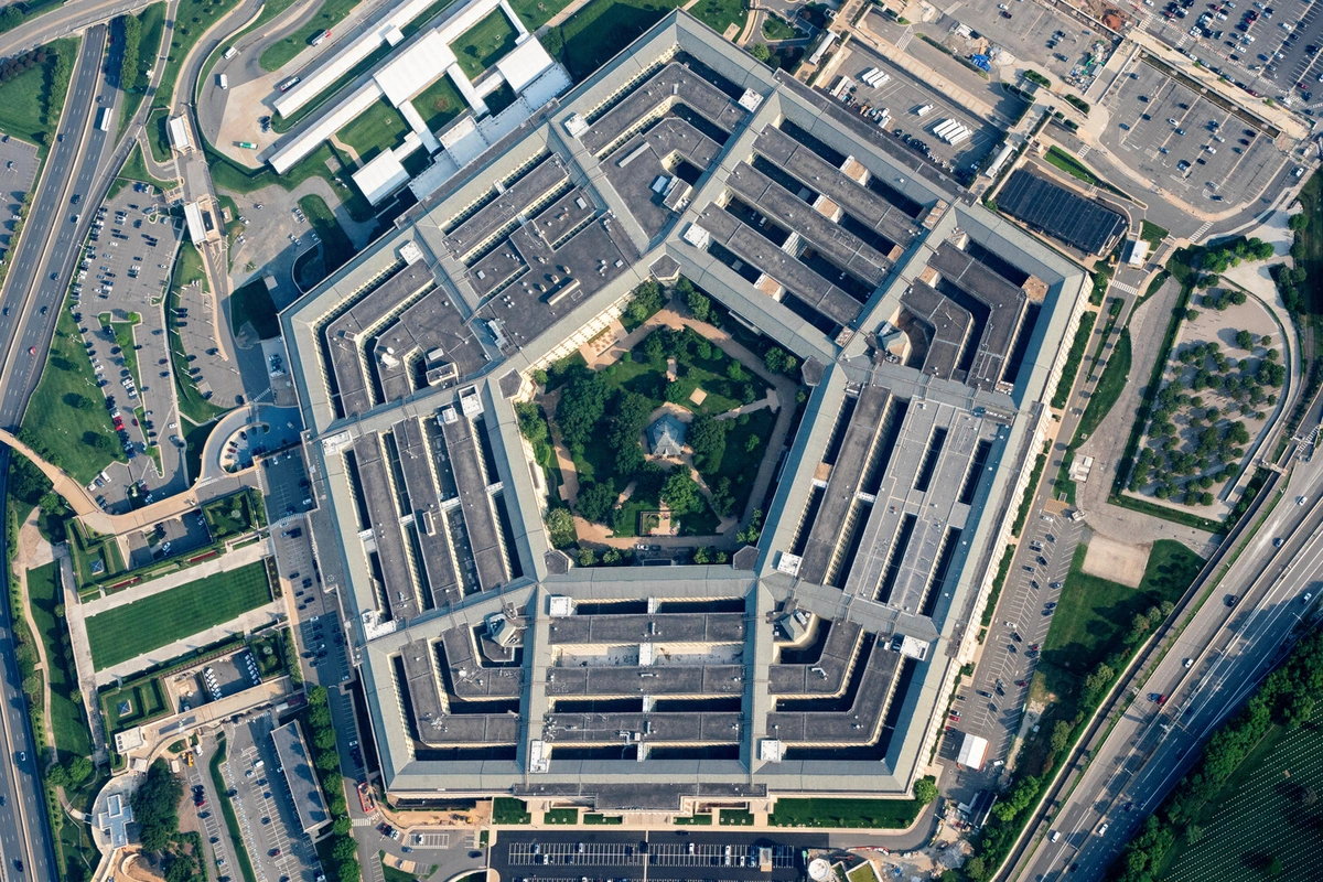 В США закрыли воздушное пространство из-за испытаний лазера