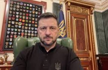 Зеленский заявил о массированных ударах РФ по объектам энергетики Украины