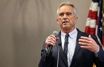 Глава минздрава США: Я нюхал кокаин с сидений унитазов-ВИДЕО