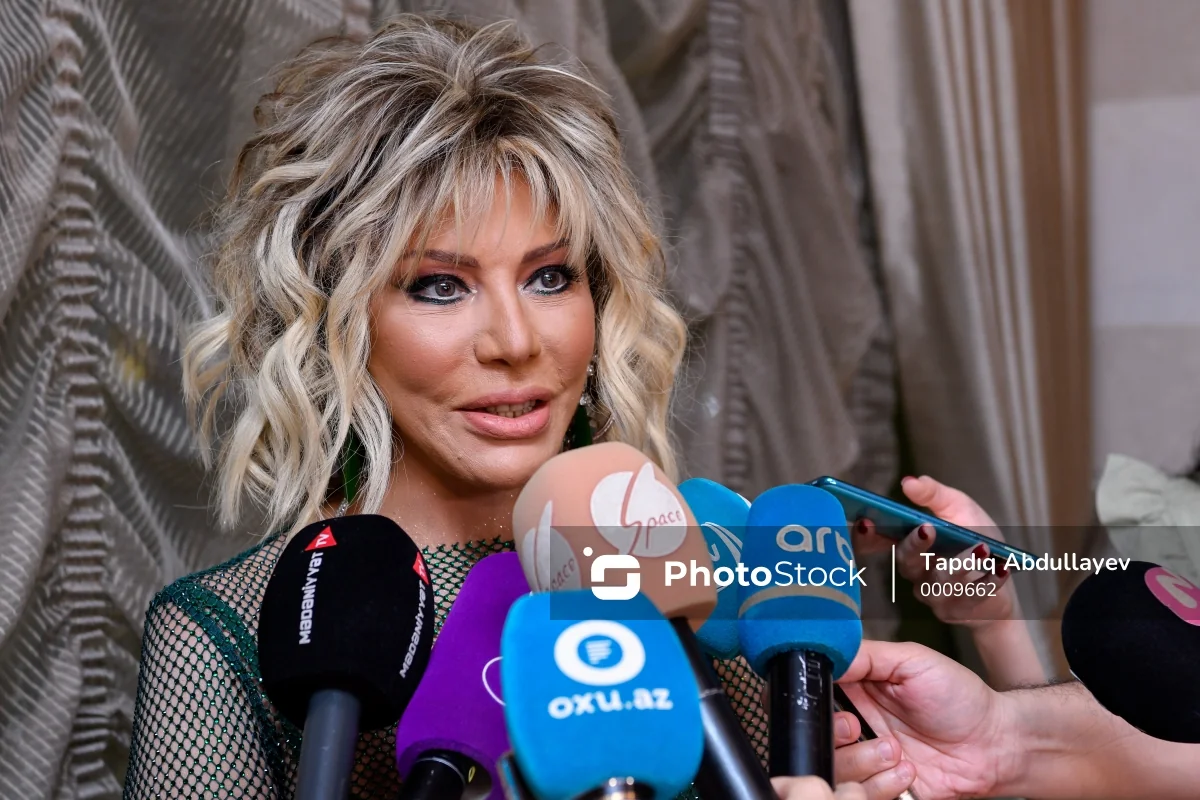 Уволен супруг народной артистки Бриллиант Дадашовой-ФОТО