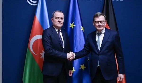 Джейхун Байрамов встретился с немецким коллегой