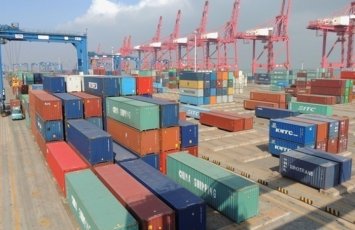 Ukraynanın ticarət kəsiri ötən il 44 milyard dolları ötüb